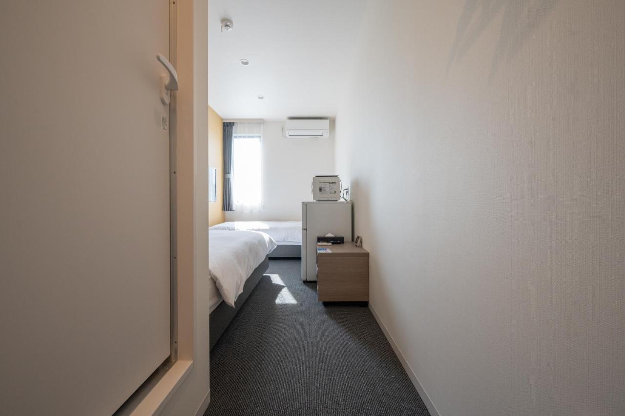 Hotel R9 The Yard Futtsu Екстериор снимка